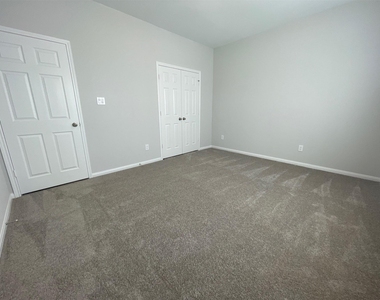 1055 Road 5736 - Photo Thumbnail 16