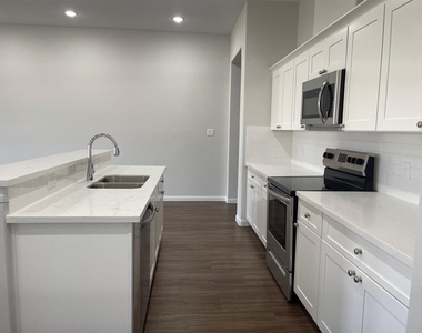 1055 Road 5736 - Photo Thumbnail 2