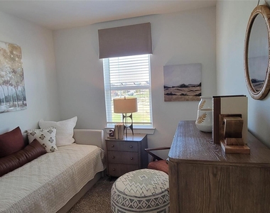 17226 Pentland Hills Way - Photo Thumbnail 7