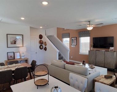 17226 Pentland Hills Way - Photo Thumbnail 1