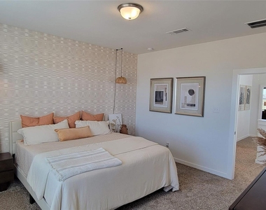 17226 Pentland Hills Way - Photo Thumbnail 5