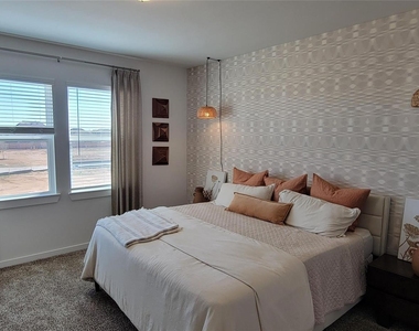 17226 Pentland Hills Way - Photo Thumbnail 6