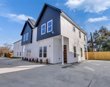 5128 Clover Street - Photo Thumbnail 26