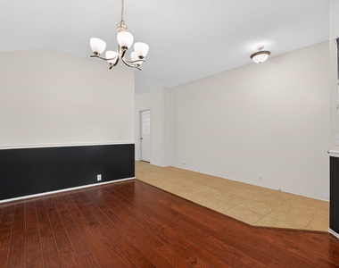 20114 Larkspur Landing - Photo Thumbnail 16