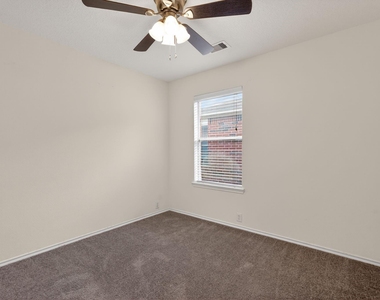 20114 Larkspur Landing - Photo Thumbnail 15
