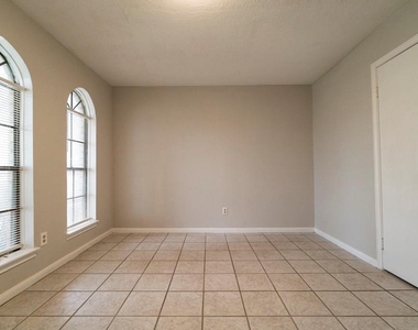 18746 Wood Glen Lane - Photo Thumbnail 1