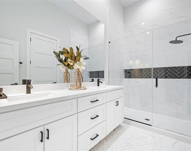 3610 Dreyfus Street - Photo Thumbnail 11