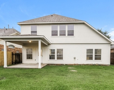 12927 Pine Woods Street - Photo Thumbnail 14