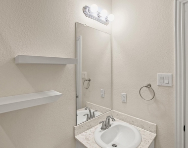 10921 Cathedral Peak Drive - Photo Thumbnail 14