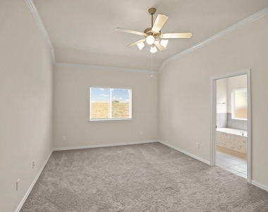 10921 Cathedral Peak Drive - Photo Thumbnail 9