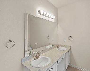 10921 Cathedral Peak Drive - Photo Thumbnail 10