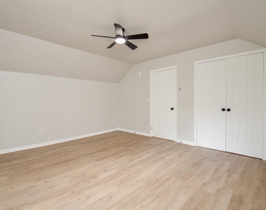 9903 Bromel Station Street - Photo Thumbnail 22