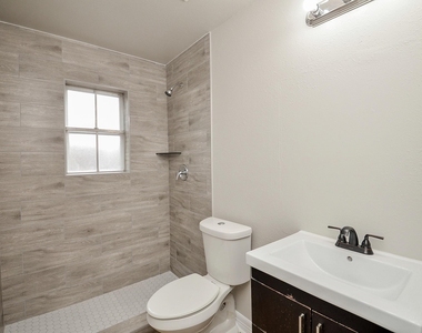 9903 Bromel Station Street - Photo Thumbnail 13