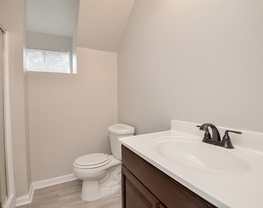 9903 Bromel Station Street - Photo Thumbnail 25