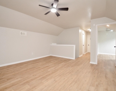 9903 Bromel Station Street - Photo Thumbnail 23