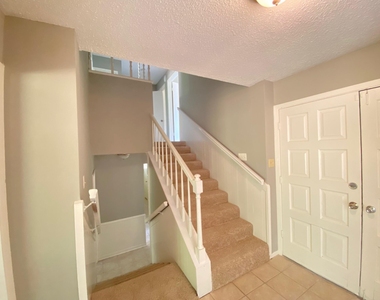 410 Cordell Drive - Photo Thumbnail 11