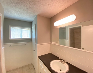 410 Cordell Drive - Photo Thumbnail 19
