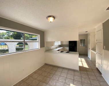 410 Cordell Drive - Photo Thumbnail 8
