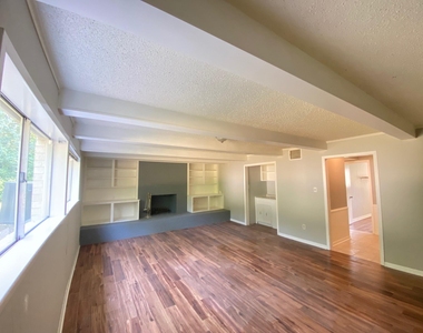 410 Cordell Drive - Photo Thumbnail 13