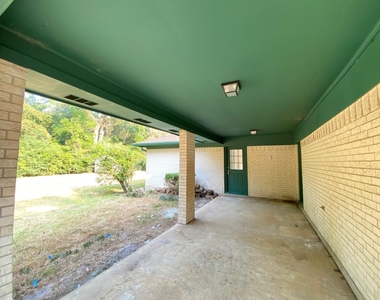 410 Cordell Drive - Photo Thumbnail 29