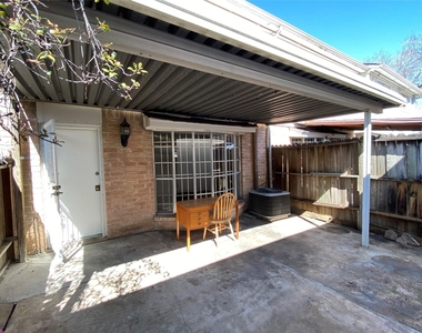 8470 Leawood Boulevard - Photo Thumbnail 11