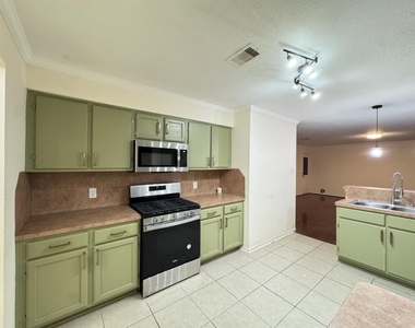 19538 Narcissus Brook Lane - Photo Thumbnail 8