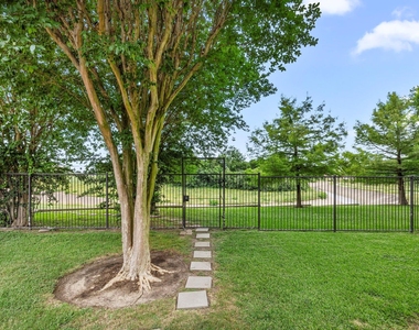 1441 East Street - Photo Thumbnail 16