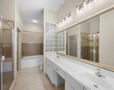 1441 East Street - Photo Thumbnail 10