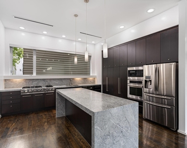 1728 Michigan Street - Photo Thumbnail 4