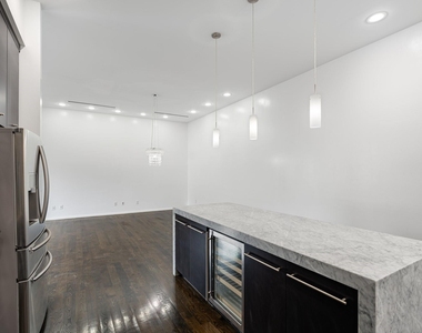 1728 Michigan Street - Photo Thumbnail 7