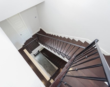3351 Kilgore St - Photo Thumbnail 5