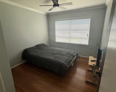 10510 Sierra Drive - Photo Thumbnail 10