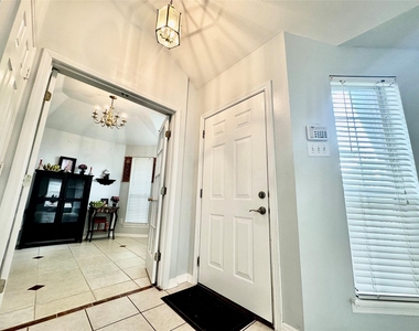 11036 Mistic Moon Court - Photo Thumbnail 4