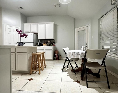 11036 Mistic Moon Court - Photo Thumbnail 10