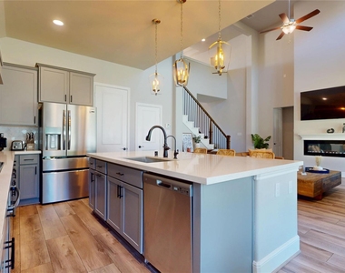 8305 Greenleaf Ridge Way - Photo Thumbnail 10