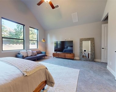 8305 Greenleaf Ridge Way - Photo Thumbnail 13