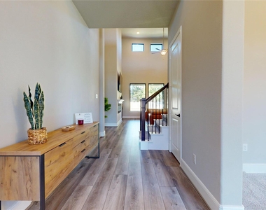 8305 Greenleaf Ridge Way - Photo Thumbnail 3