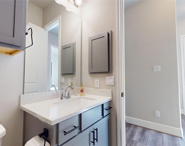 8305 Greenleaf Ridge Way - Photo Thumbnail 21