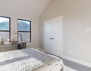8305 Greenleaf Ridge Way - Photo Thumbnail 29
