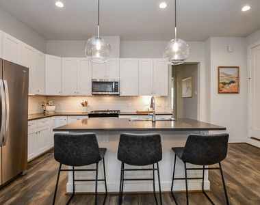 5710 White Magnolia Street - Photo Thumbnail 15