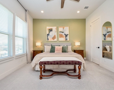 5710 White Magnolia Street - Photo Thumbnail 7