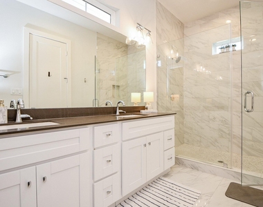 5710 White Magnolia Street - Photo Thumbnail 6
