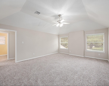 6118 Pine Lakes Drive - Photo Thumbnail 23
