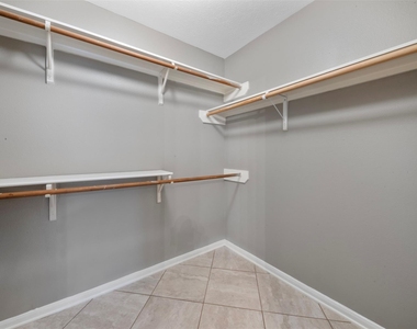 6803 Highwind Bend Lane - Photo Thumbnail 16