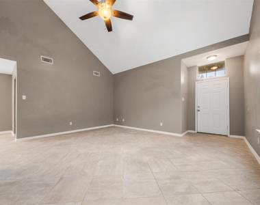 6803 Highwind Bend Lane - Photo Thumbnail 2