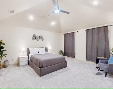 404 W 16th Street - Photo Thumbnail 21