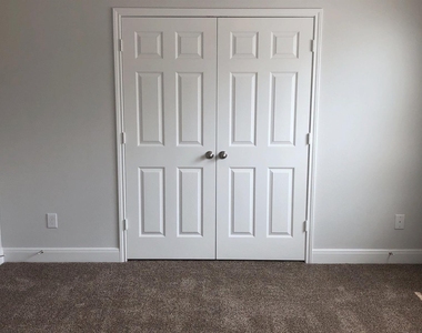 9218 Nyssa Avenue - Photo Thumbnail 5