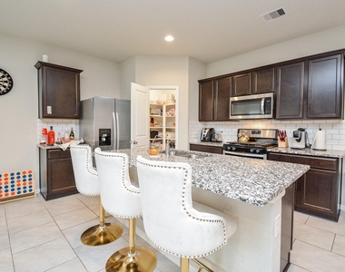 29623 Juniper Court - Photo Thumbnail 7