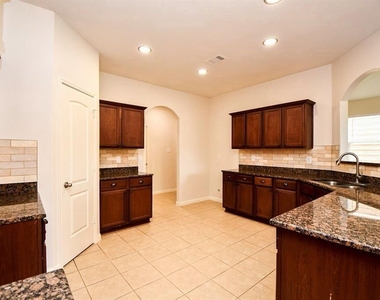 10909 Panther Court Sw - Photo Thumbnail 7