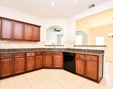 10909 Panther Court Sw - Photo Thumbnail 3